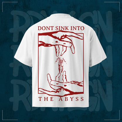 Weißes RodneyLogan Oversized T-Shirt „The Abyss“ mit großem Rückenprint aus Händen und schwebender Figur – hochwertiges Streetwear-Design aus 100 % Baumwolle.